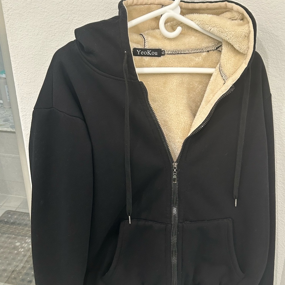 Women Jacket - Picture 2 of 6
